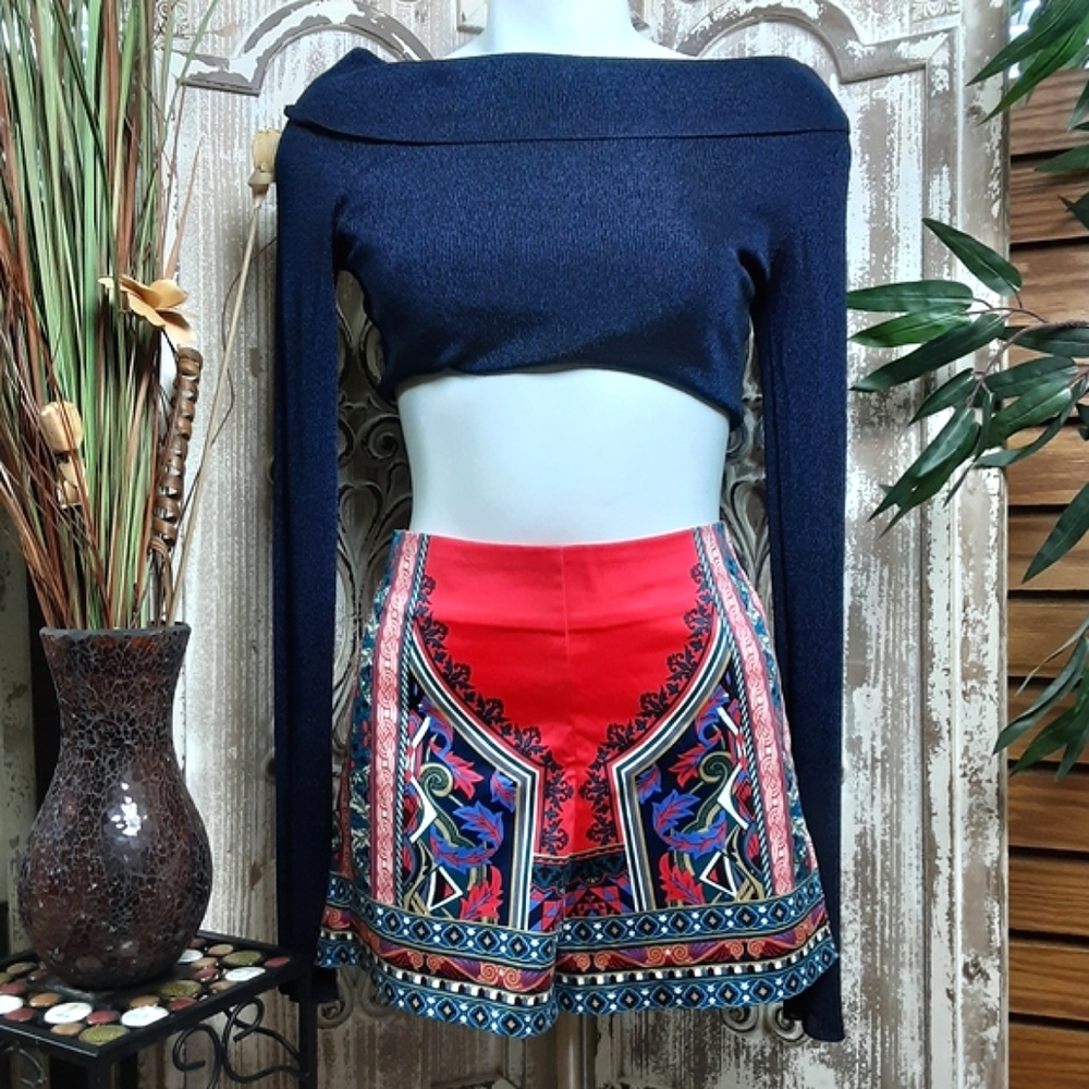 Flying Tomato Shorts High Waist Graphic Print